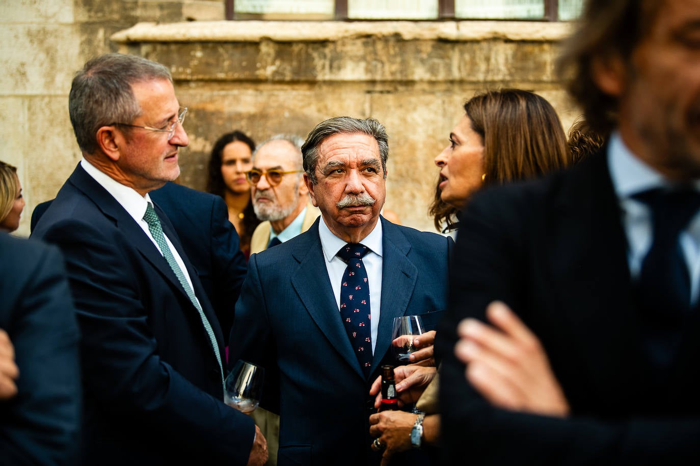 La sociedad valenciana acude a la recepción de la Generalitat por el 9 d&#039;Octubre