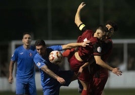 Una acción del partido en el que el Manises se ganó jugar contra un rival de Primera.