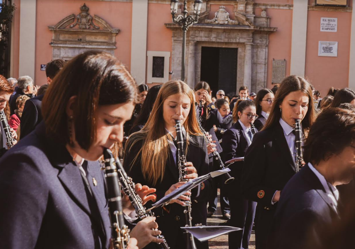 El 9 d'Octubre y la música que cose todo un territorio
