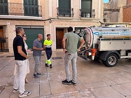 Nuevo camión cisterna de limpieza.