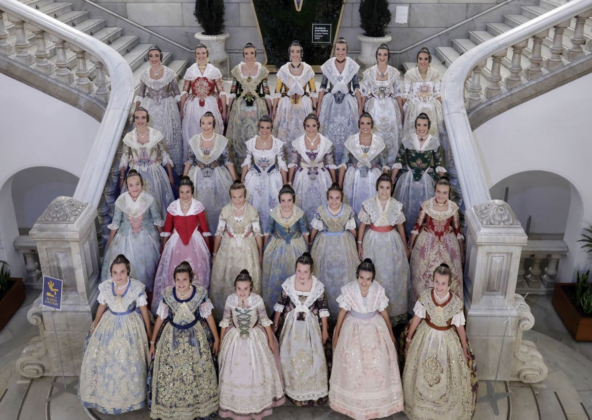 Imagen secundaria 1 - Ensayo de la prcolamación, en el Ayuntamiento.