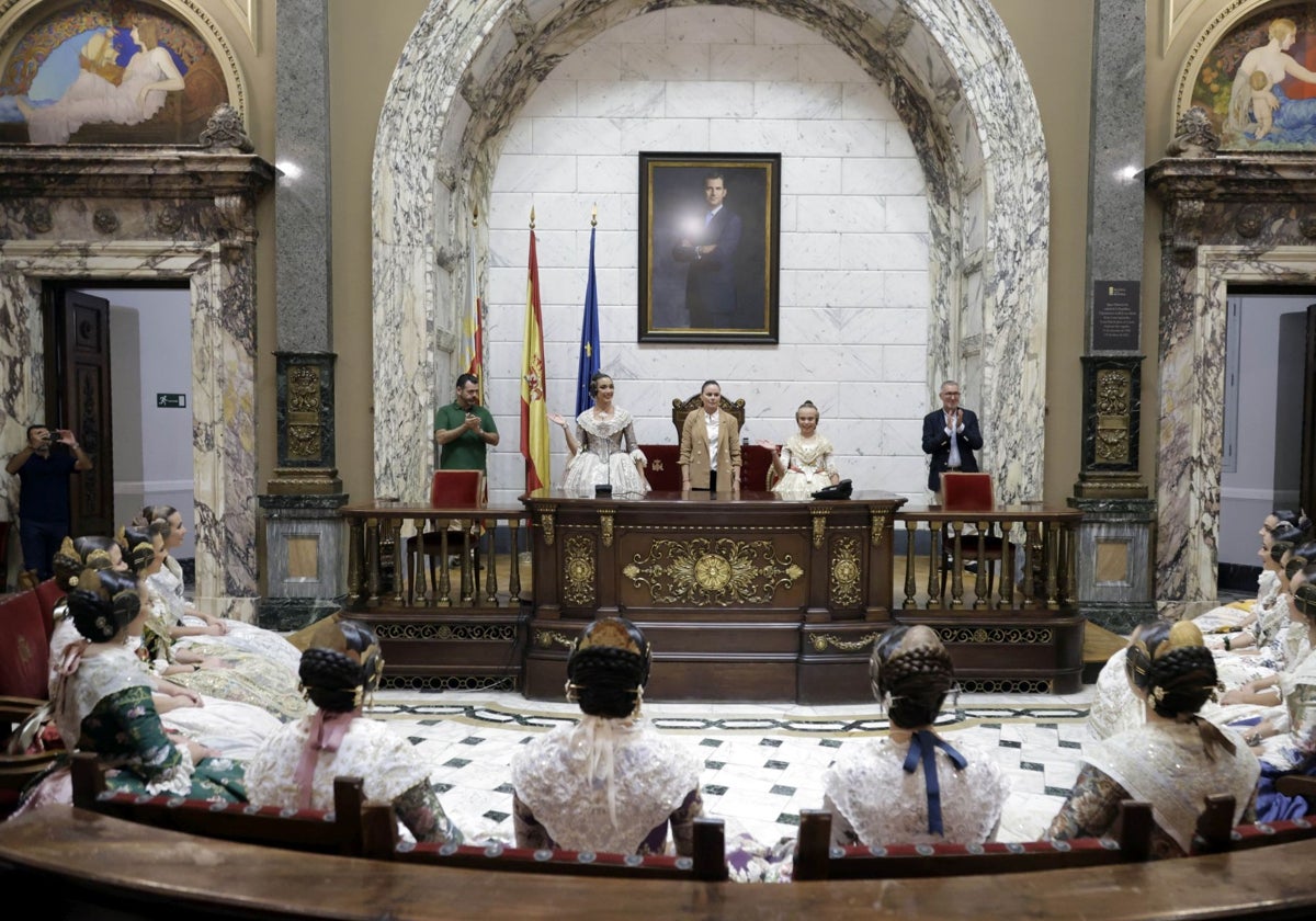 Ensayo del acto de la proclamación celebrado en el Hemiciclo.