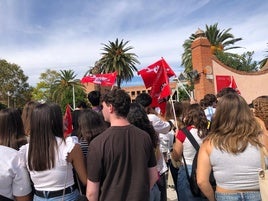 Alumnos en la manifestación de este 11 de octubre.