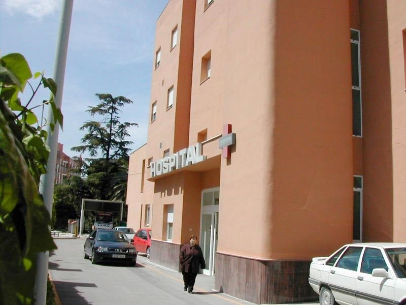 Entrada al hospital de Ontinyent.