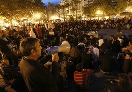 Concentración en la plaza del Ayuntamiento.