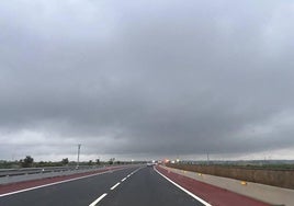 Cielo nublado y lluvias este martes en Valencia.