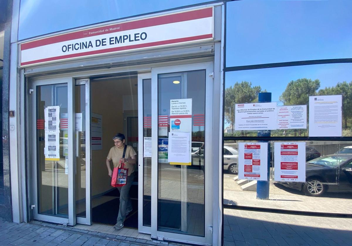 Entrada de una oficina del SEPE