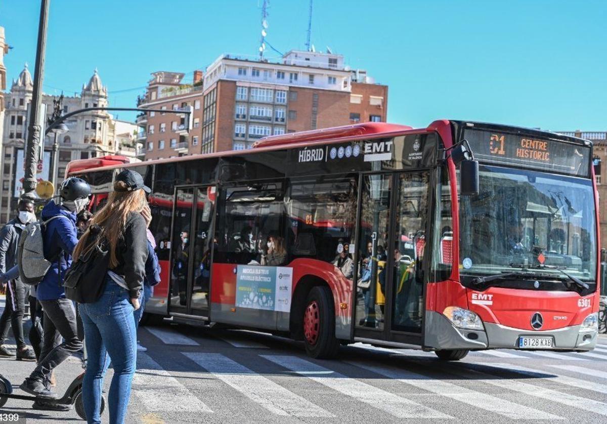 Un autobús de la EMT en una imagen de archivo.