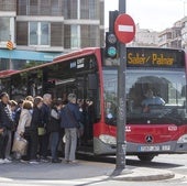 La EMT prohibirá subir con patinetes eléctricos a los autobuses en Valencia