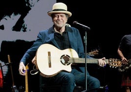 Joaquín Sabina, en un concierto en Granada en 2023.