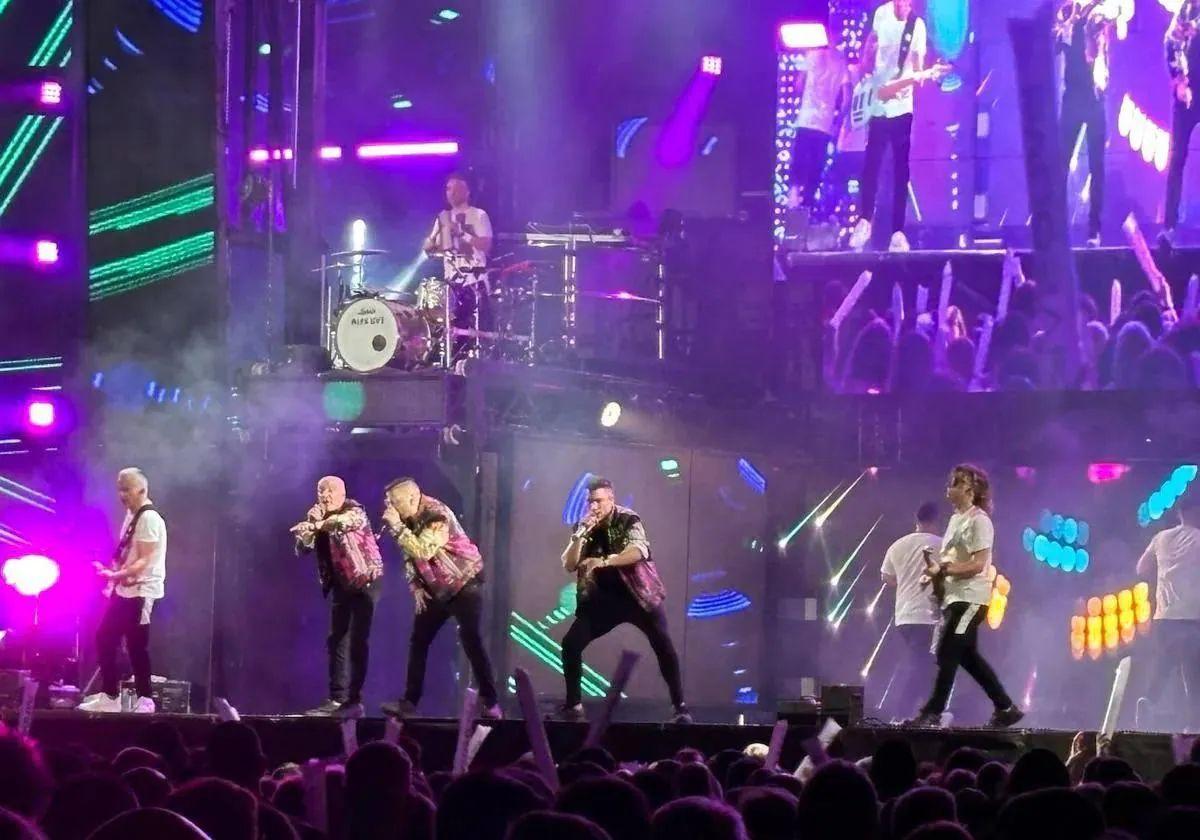 La Orquesta Panorama durante la gira de este año.