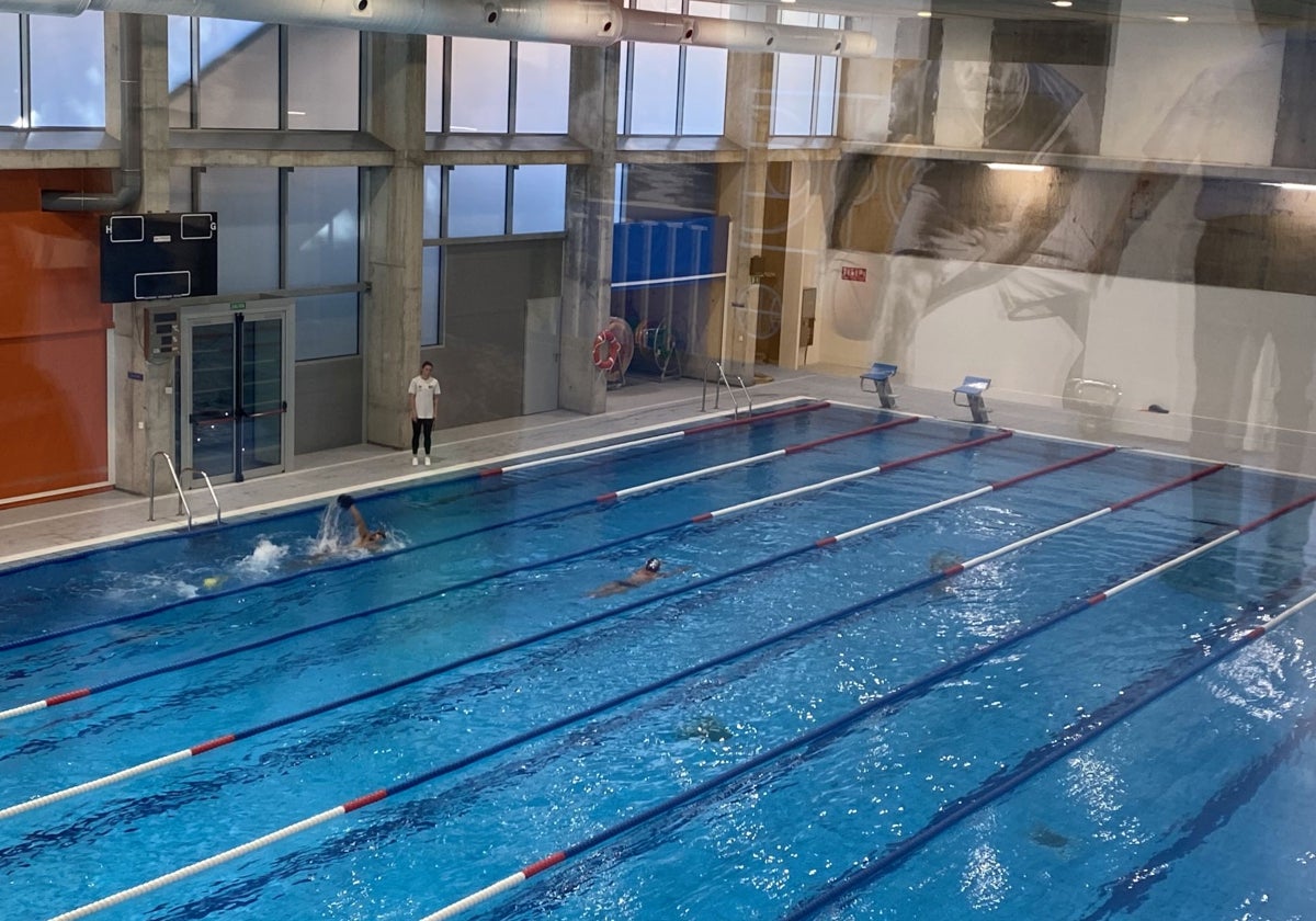 Piscina del nuevo polideportivo de Nou Moles.