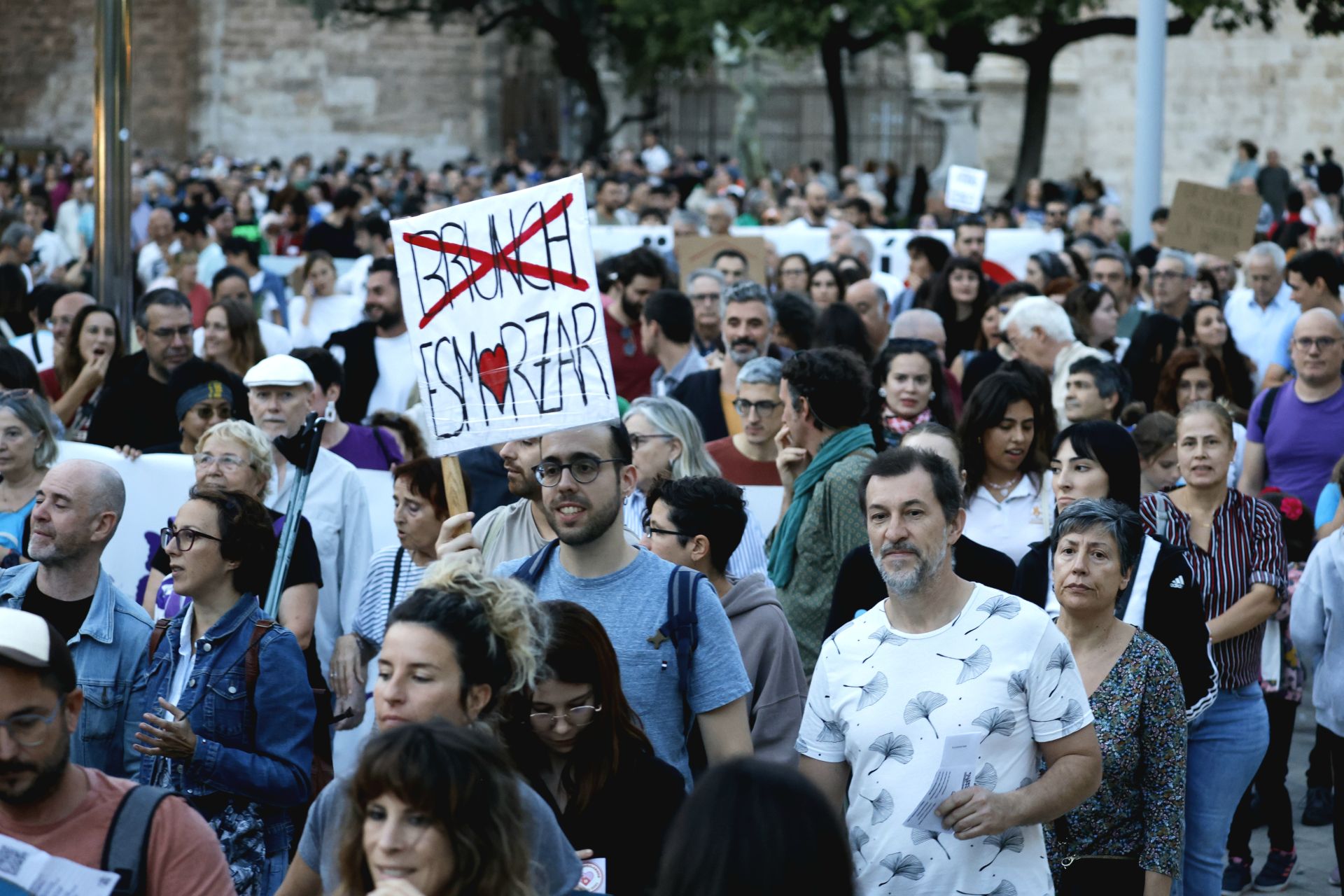 Manifestación en Valencia para protestar contra la crisis de la vivienda