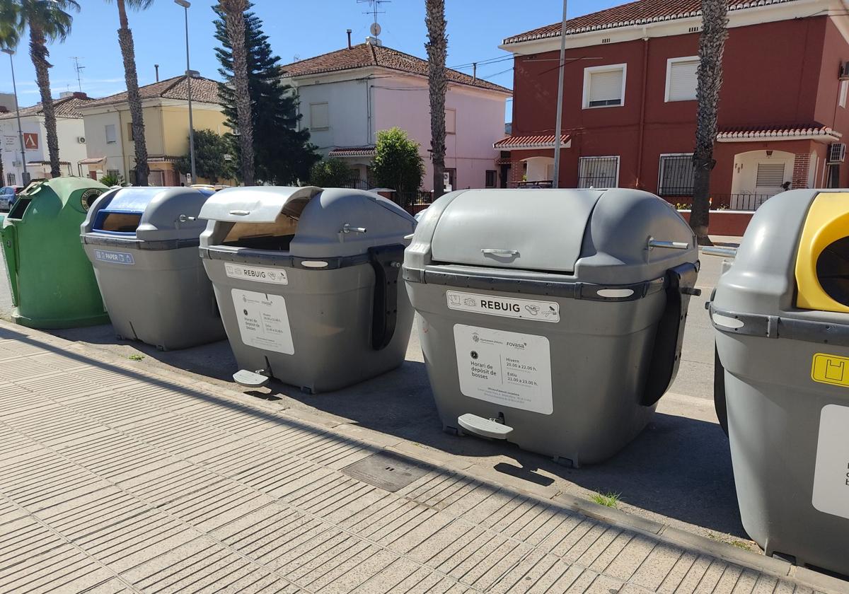 Contenedores en Alzira.