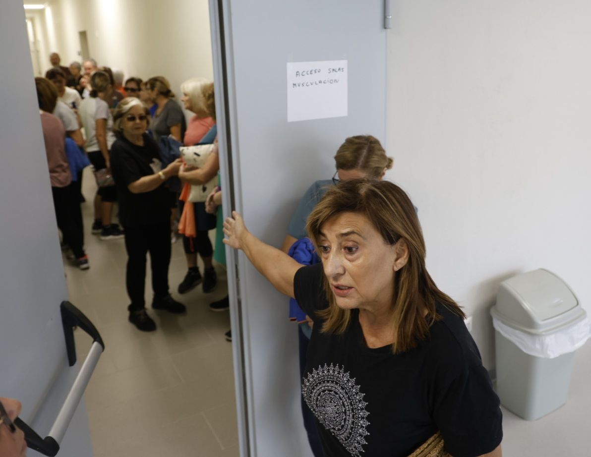 FOTOS | El polideportivo de Nou Moles abre sus puertas al público