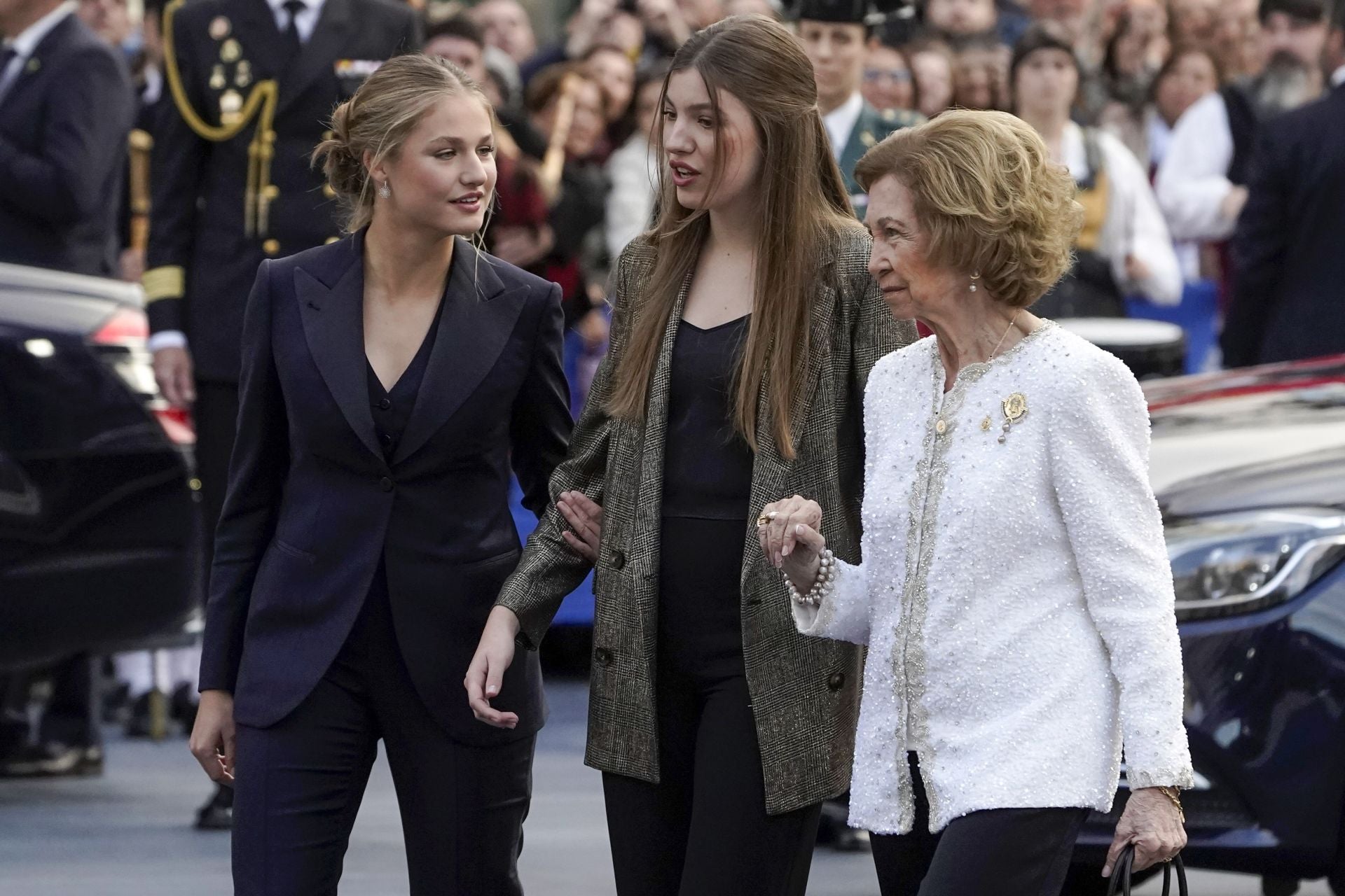 Las mejores fotografías de Leonor, protagonista de los Premios Princesa de Asturias 2024