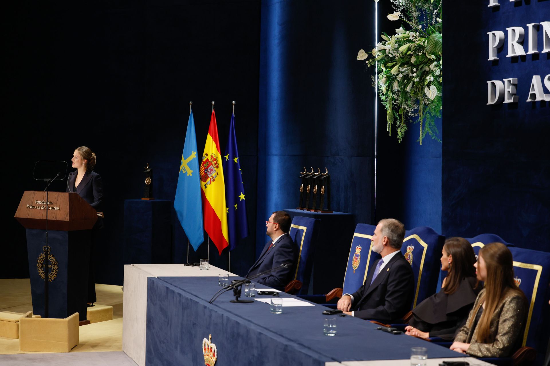 Las mejores fotografías de Leonor, protagonista de los Premios Princesa de Asturias 2024