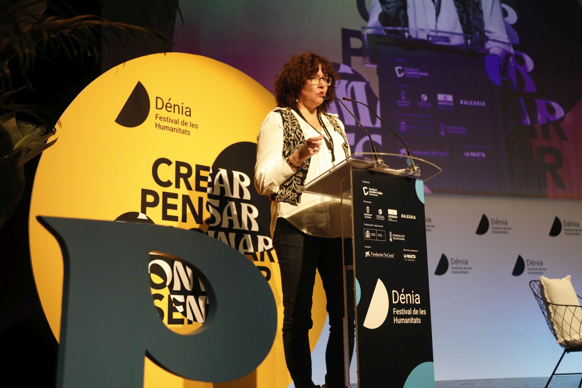 Nadia Muraveva durante el discurso de clausura.