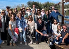 Amigos y familia de Fernando Giner, en su cumpleaños.