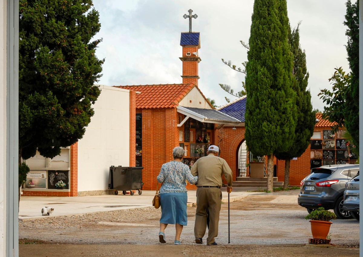 Imagen secundaria 1 - Este cementerio es mío: la singular historia del camposanto de Benimaclet