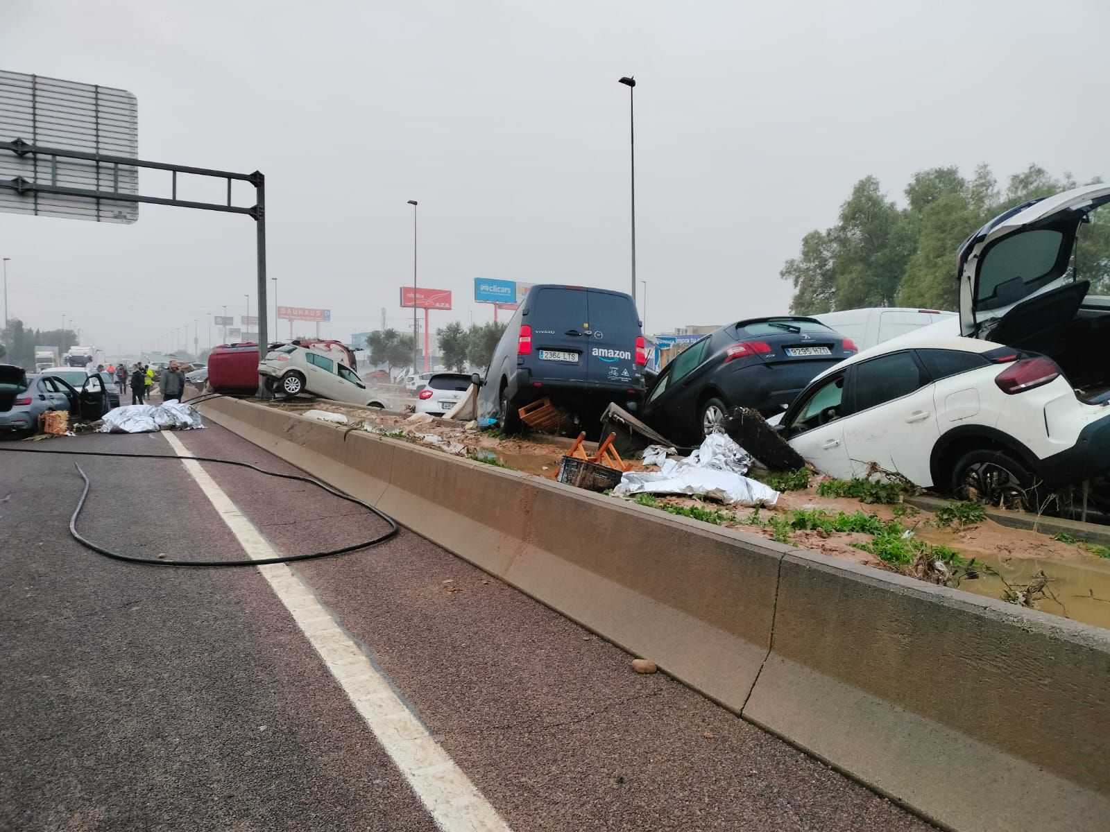 Fotos: los destrozos de la DANA en el área metropolitana de Valencia