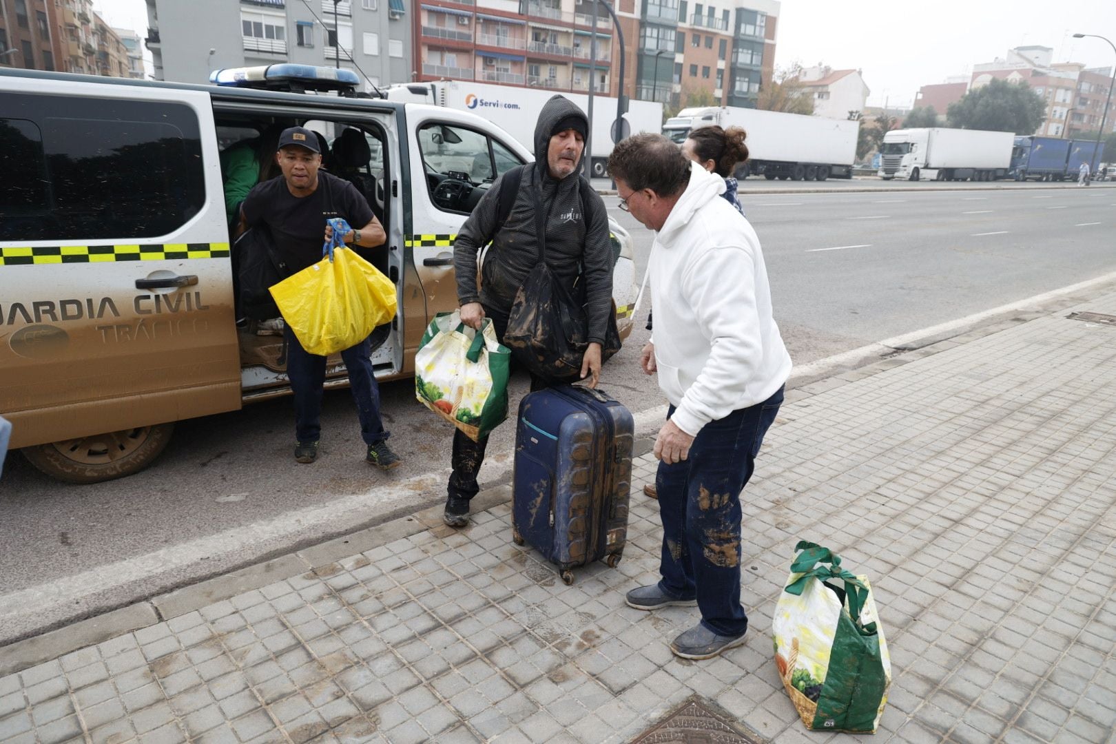 Valencia se despierta el día después de la tragedia