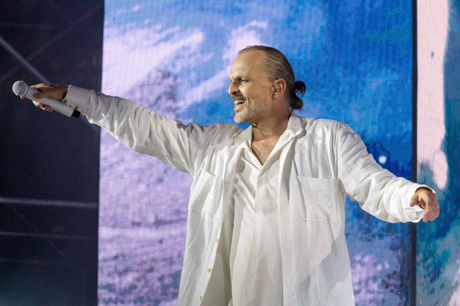 Miguel Bosé