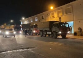 Salida desde Alcantarilla (Murcia) de los efectivos del Escuadrón de Zapadores Paracaidistas.