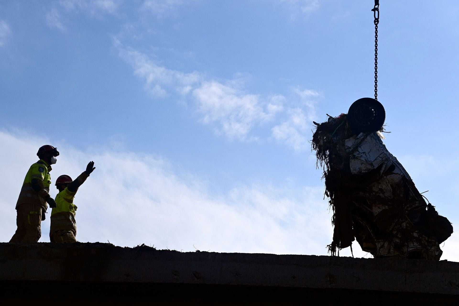 Los trabajos de rescate continúan en los pueblos de Valencia siete días después de la DANA