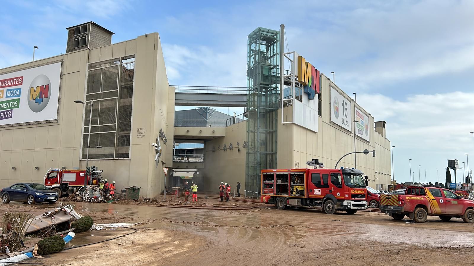 Así está el polígono del centro comercial MN4 en Alfafar