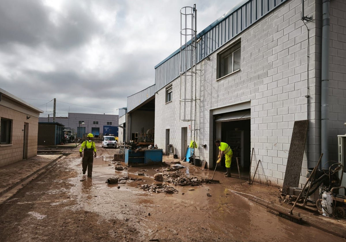 Imagen principal - Instalaciones de FGV y el nuevo puesto de mando.