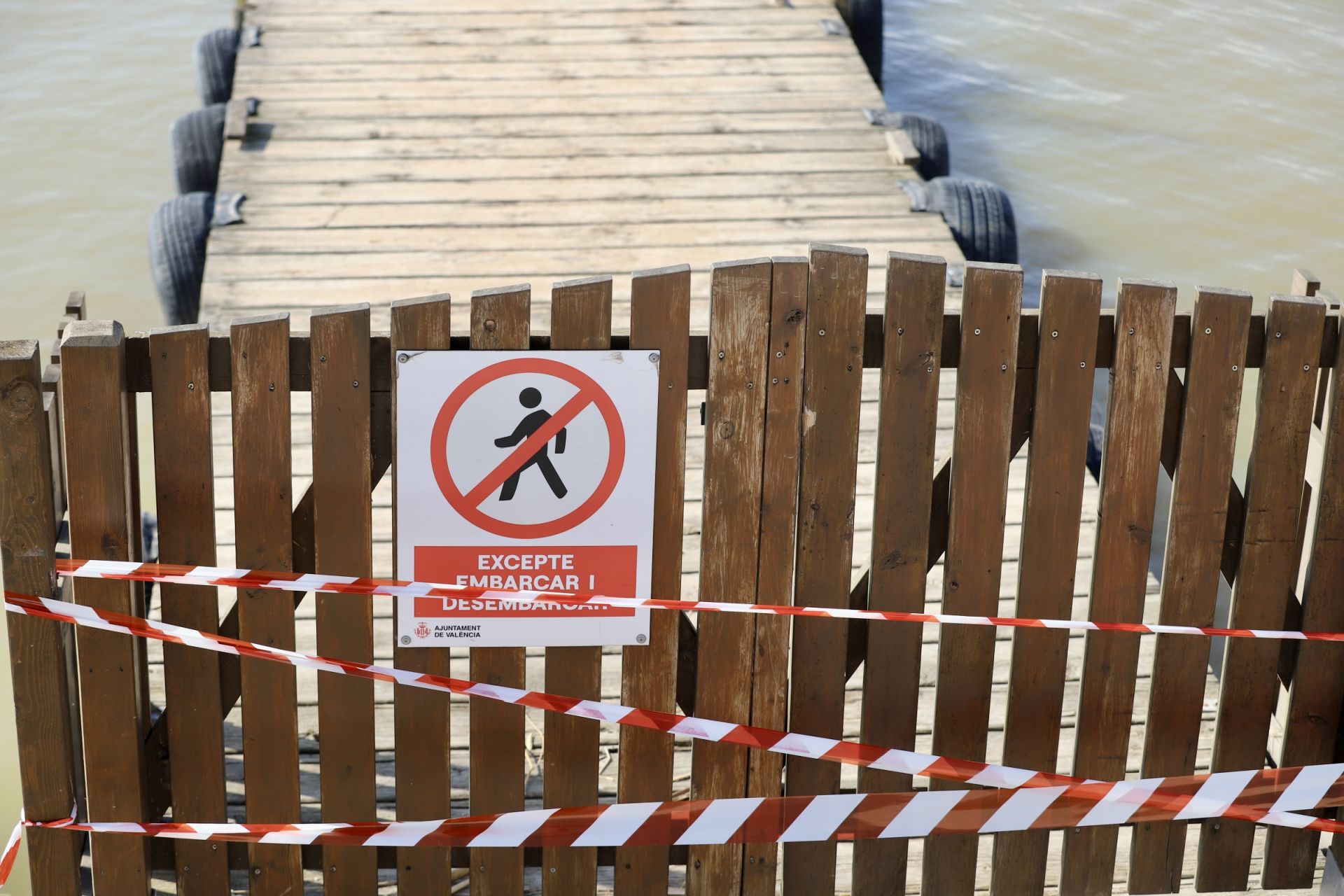 La UME sigue la búsqueda de cuerpos en la Albufera