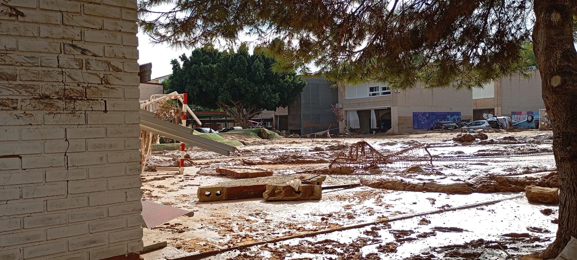 Vista del patio del colegio público Orba de Alfafar