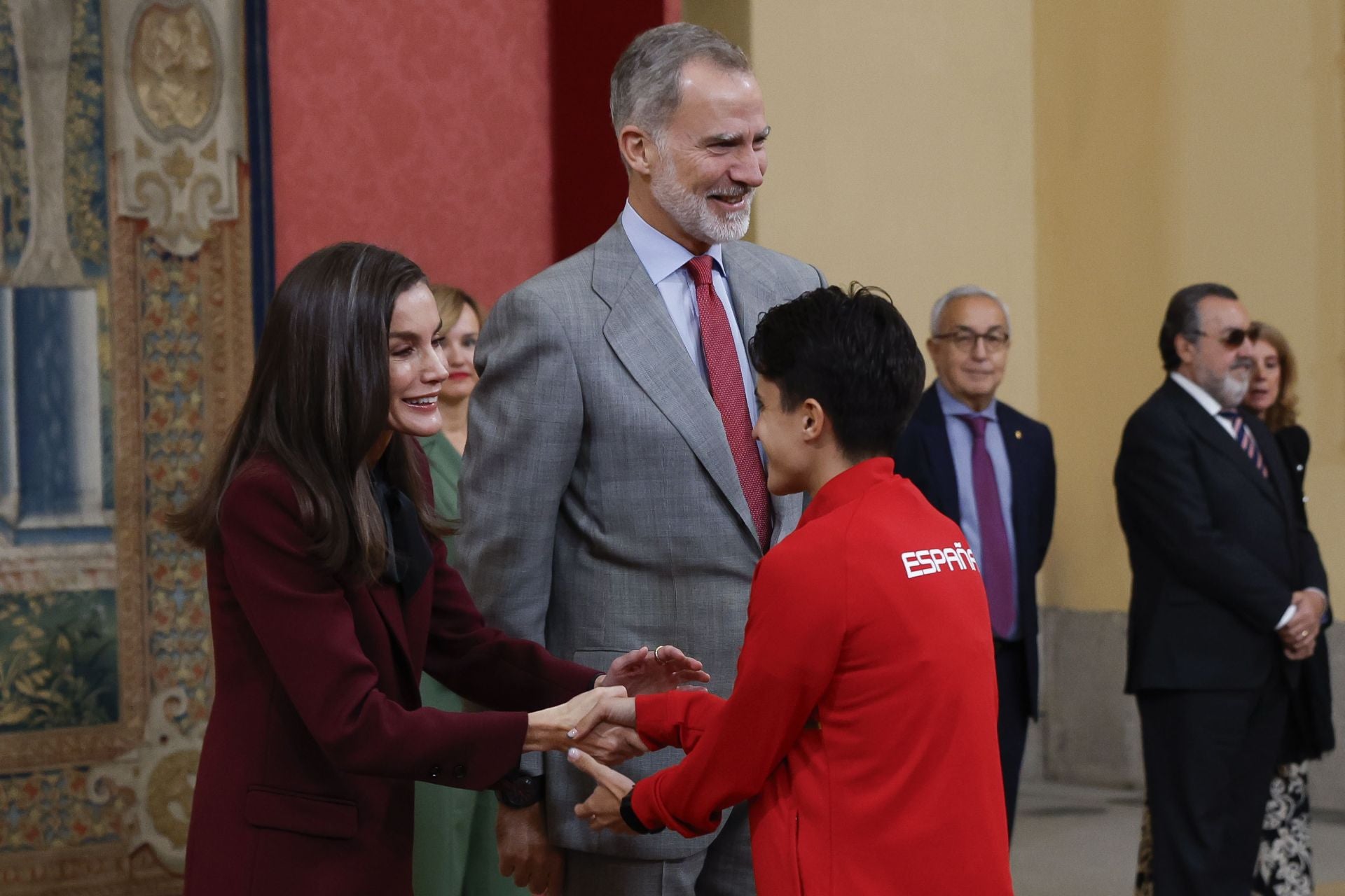 Los Reyes reciben a los deportistas olímpicos y paralímpicos de París