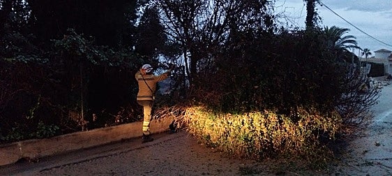 La nueva DANA deja ya 198 litros en Xàbia y cortes de caminos en varios municipios