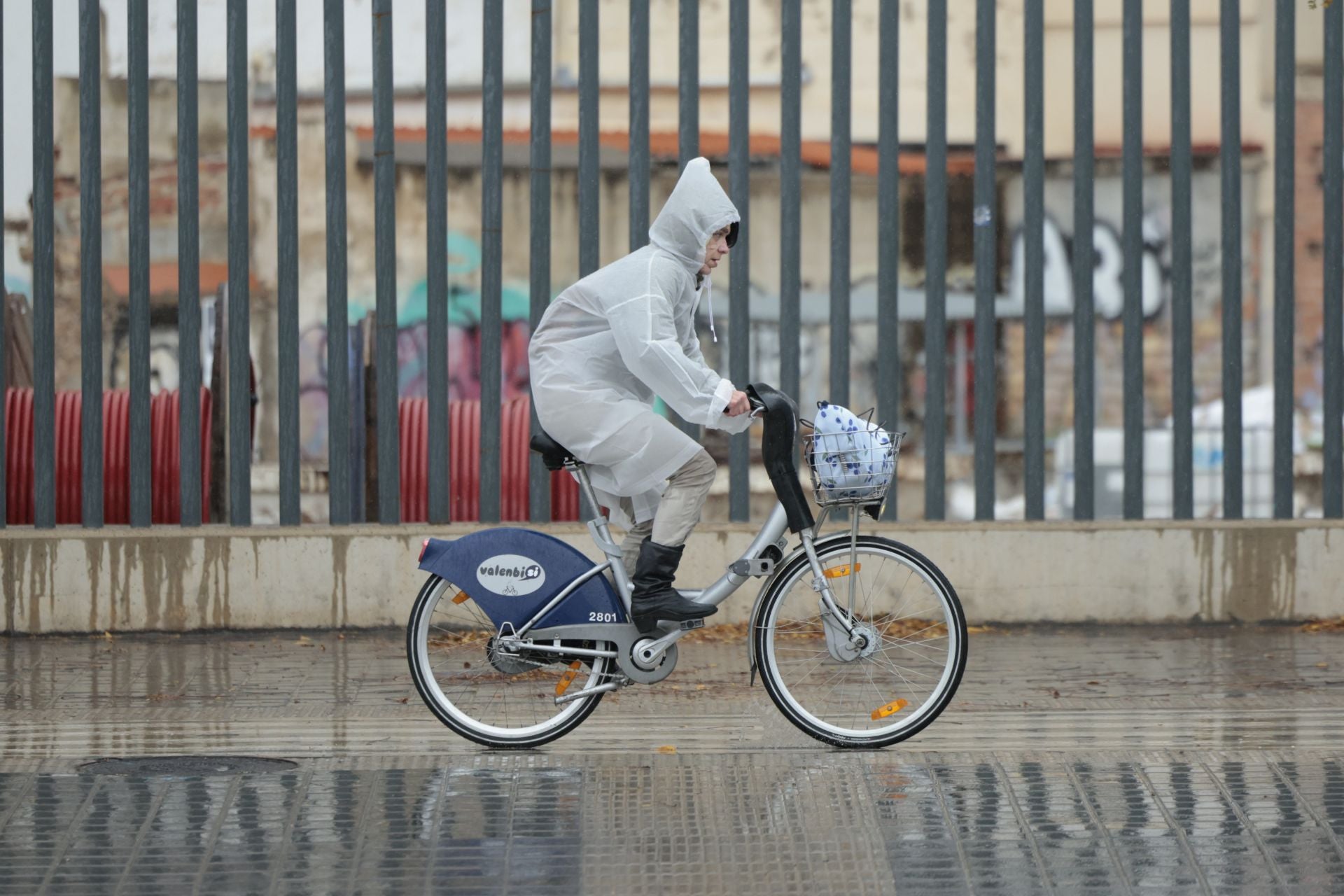 Fotos de la lluvia en Valencia: llega la segunda DANA en 15 días