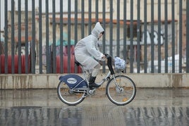 La lluvia ha regresado a Valencia