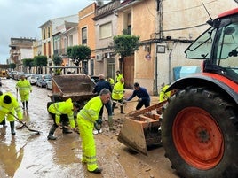 Estado de una de las calles de Cullera este jueves.