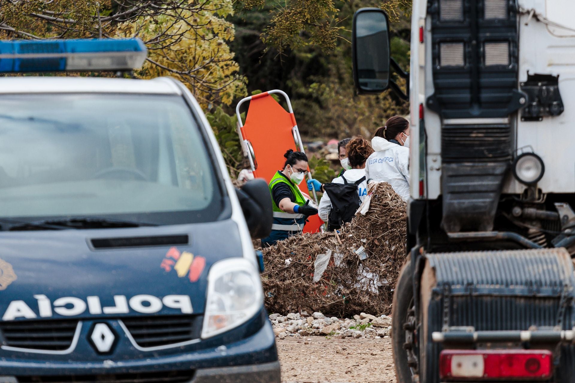 Hallan un cuerpo en un descampado de Sedaví durante los trabajos de búsqueda de desaparecidos por la DANA