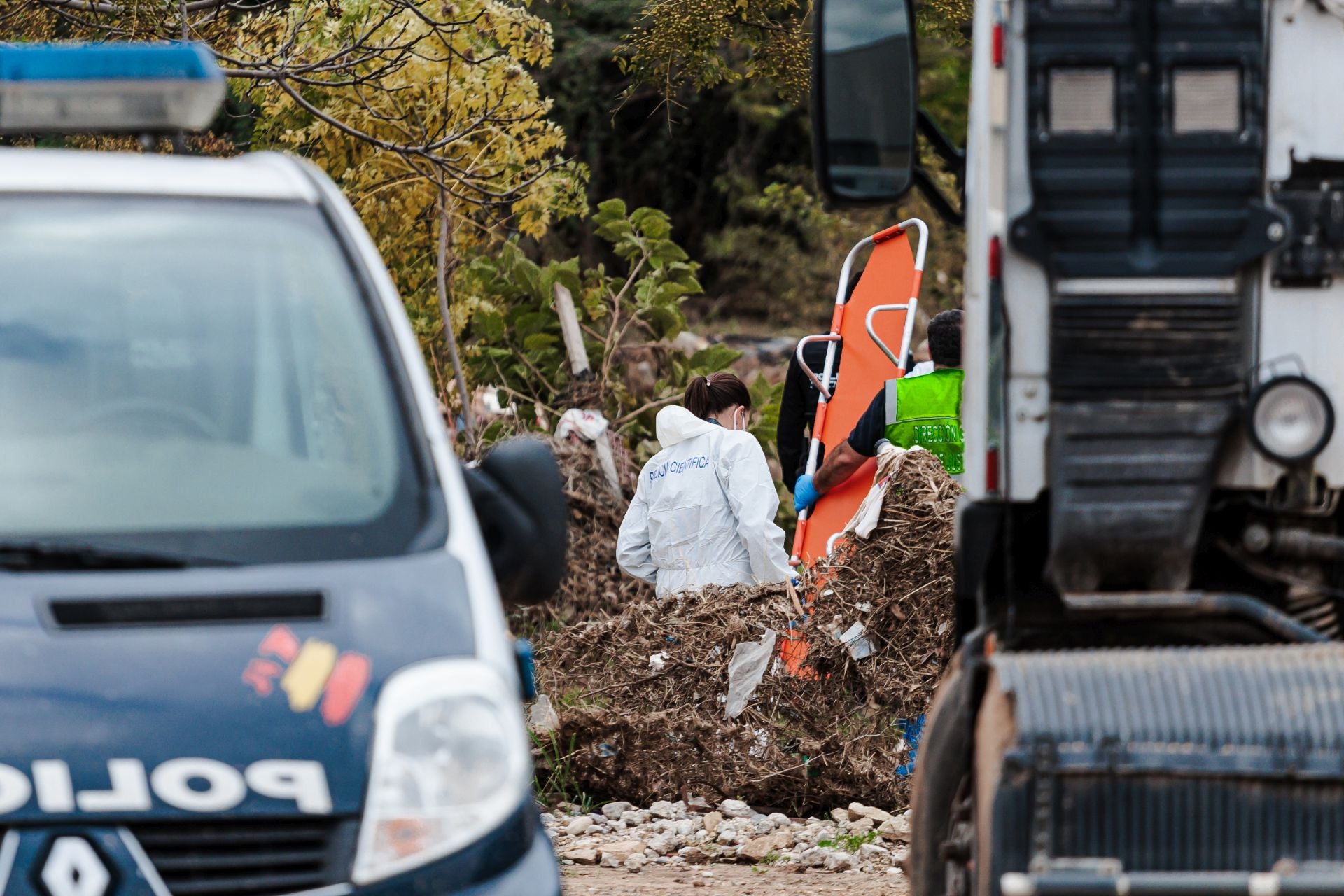 Hallan un cuerpo en un descampado de Sedaví durante los trabajos de búsqueda de desaparecidos por la DANA