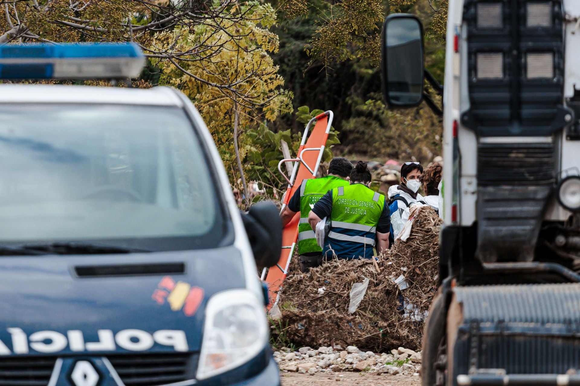 Hallan un cuerpo en un descampado de Sedaví durante los trabajos de búsqueda de desaparecidos por la DANA