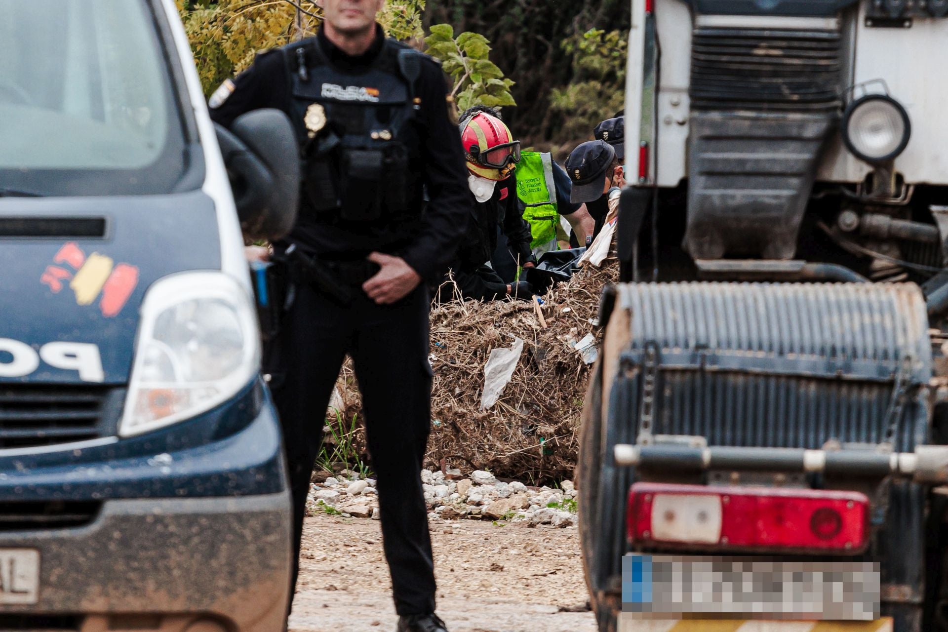 Hallan un cuerpo en un descampado de Sedaví durante los trabajos de búsqueda de desaparecidos por la DANA