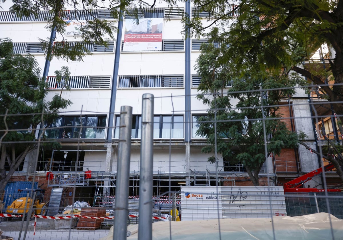 Obras de ampliación del Hospital Clínico de Valencia.