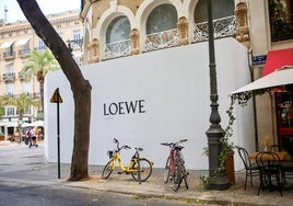 Fachada donde se ubicará Loewe en la plaza de la Reina.