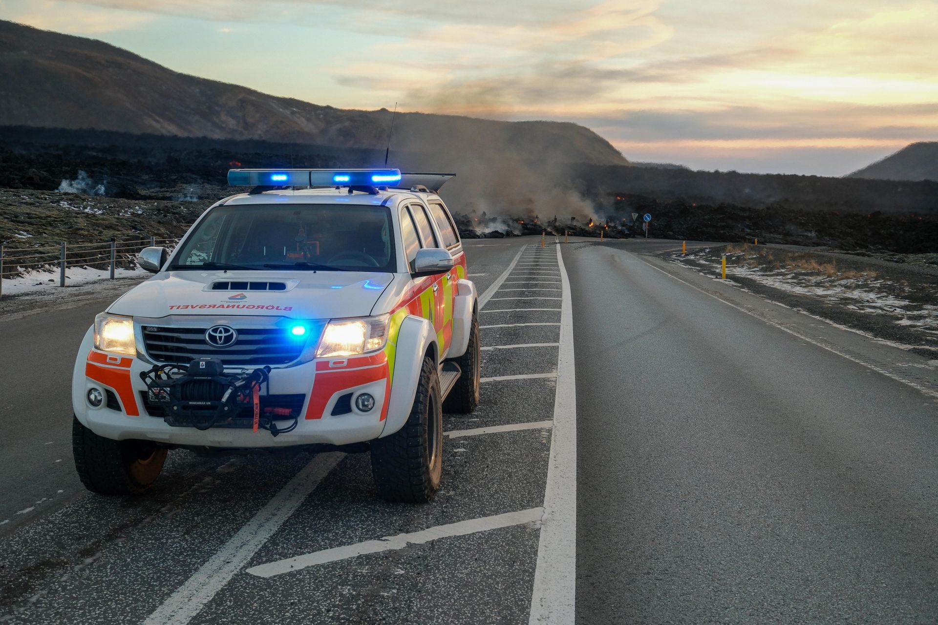 La furia de un volcán en Islandia obliga a evacuar Grindavik