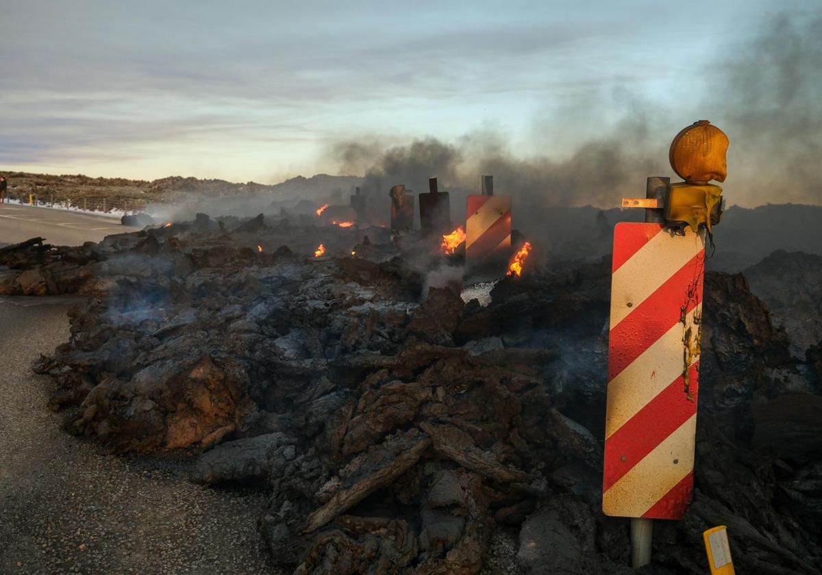 La furia de un volcán en Islandia obliga a evacuar Grindavik