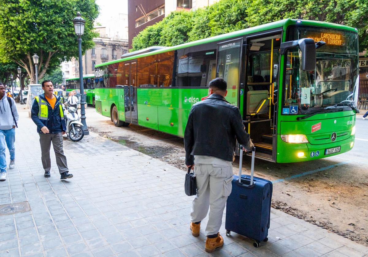 Horario, recorrido y paradas vigentes de las líneas lanzadera de Metrovalencia este fin de semana