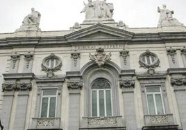 Fachada del edificio del Tribunal Supremo.