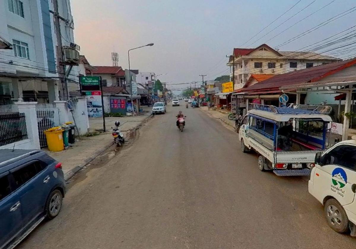 Calle de Vang Vieng, en Laos.