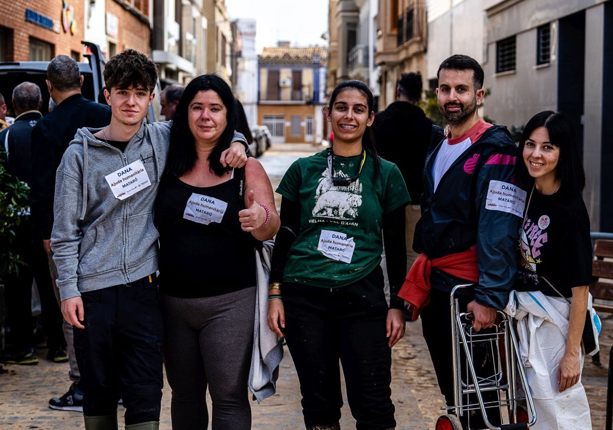 Imagen principal - Los voluntarios no olvidan la zona cero